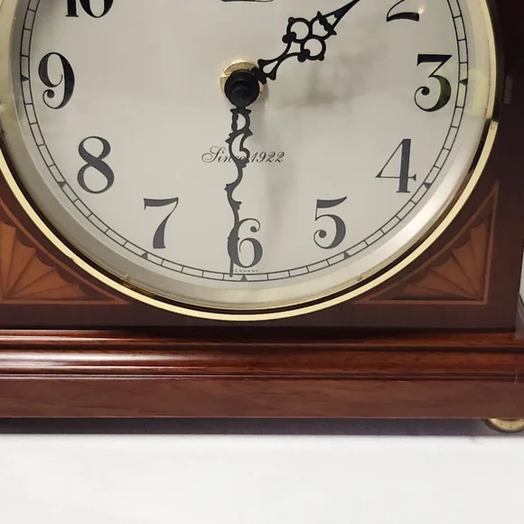 ​Hermle Mantel Clock Made in Germany Quartz 2115 Dual Chime Westminster Ave... - Picture 6 of 16